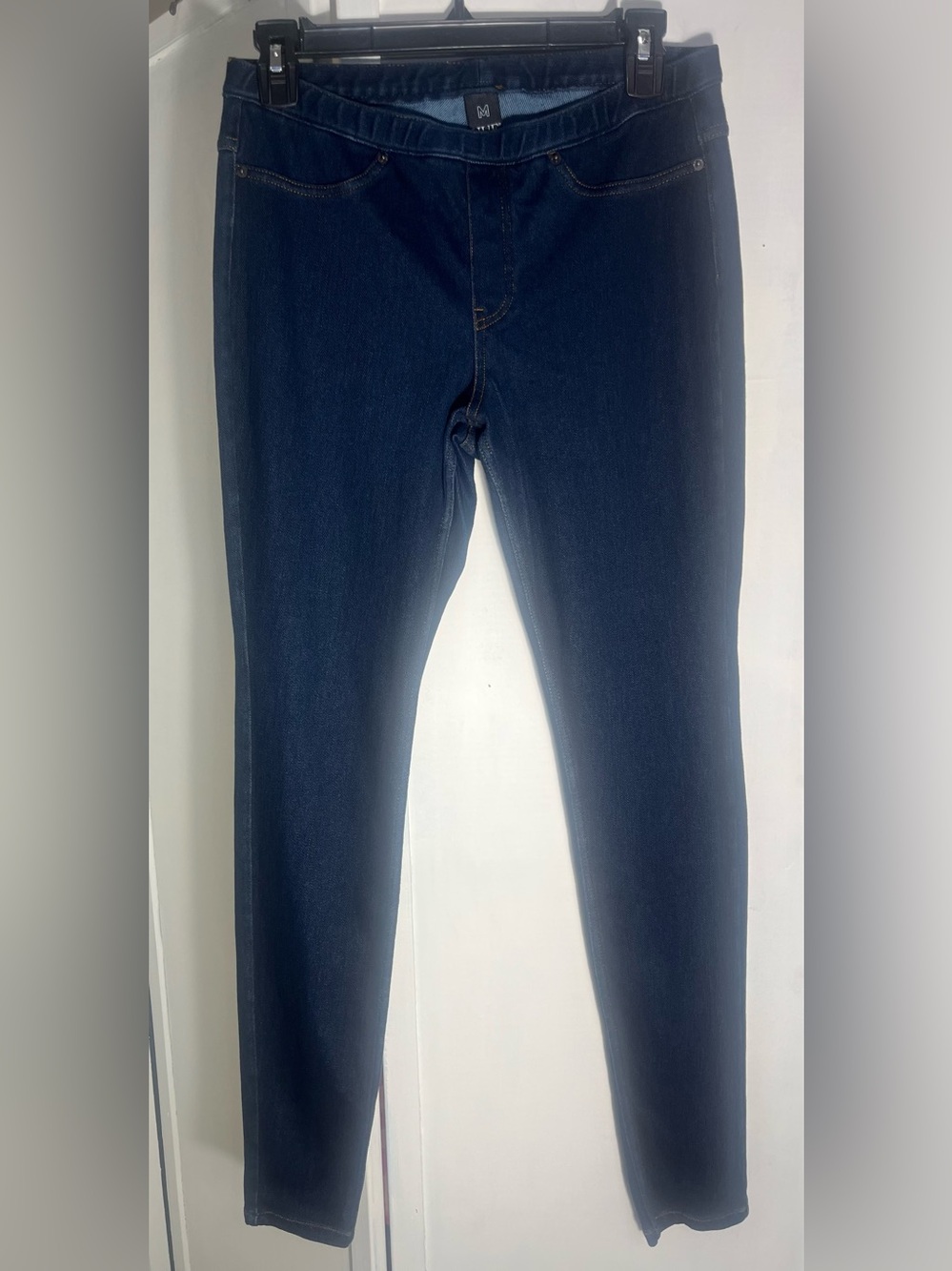 HUE Women’s Size Medium Dark Blue Denim Legging